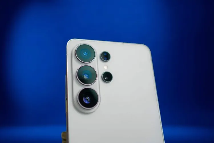 Samsung déploie One UI 9 (Android 17) sur la série Galaxy S26