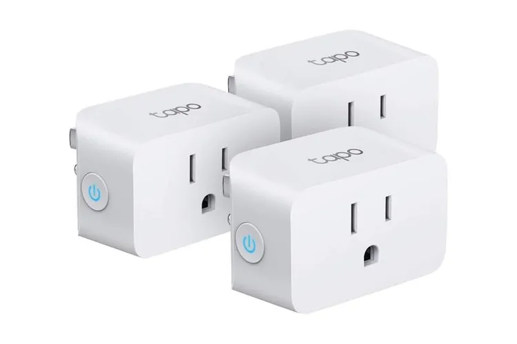 TP-Link Tapo Plug Mini Matter (pack de 3) à 29,99 $ chez Best Buy (au lieu de 49,99 $) : −40 %