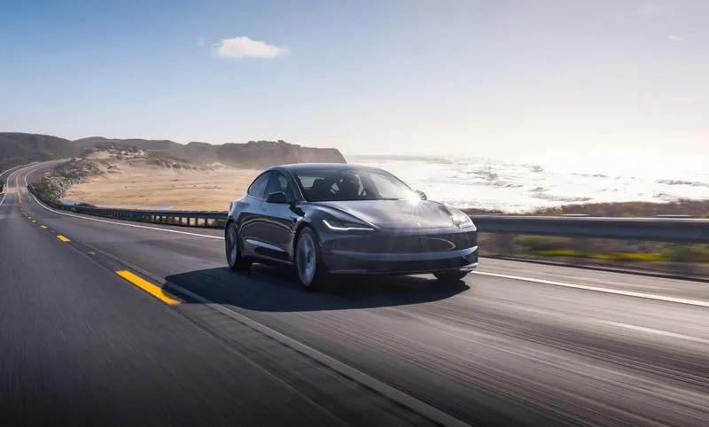 Tesla gana en apelación: un tribunal anula la demanda colectiva sobre el FSD en California