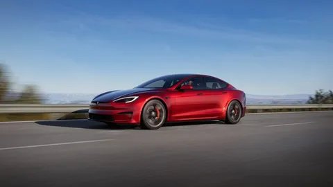Tesla FSD v14.3 Lite Reaches Intel Model S and X for the First Time